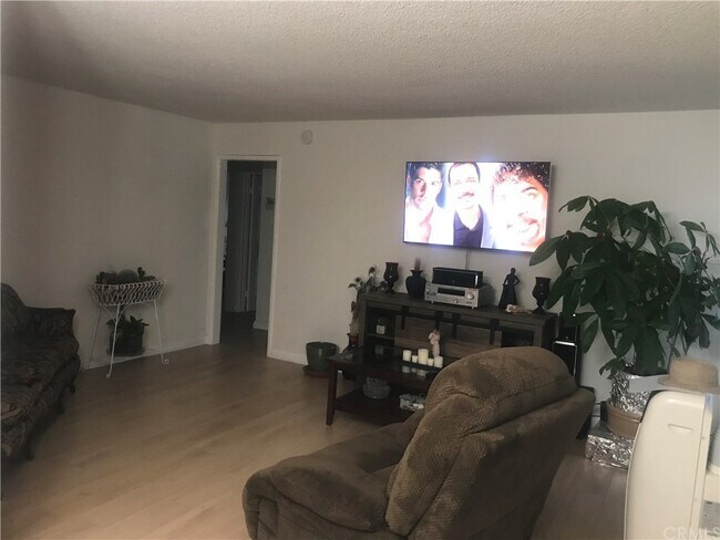 Foto del edificio - 5500 Ackerfield Ave