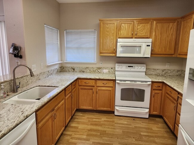 Building Photo - Adorable home in 55+ Community - Turlock CA