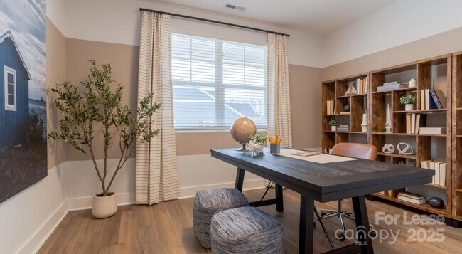 Foto del edificio - 8629 Chagrin Dr