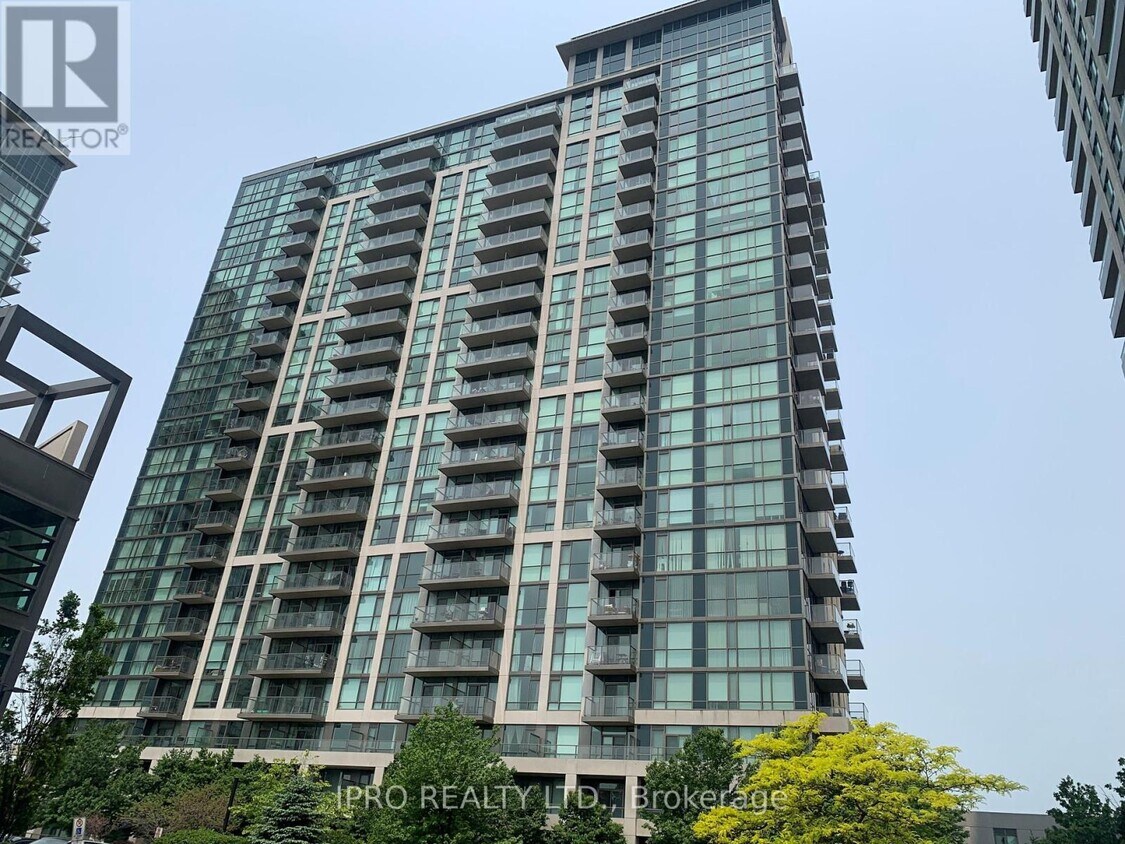 Photo principale - 339-1339 Rathburn Rd W