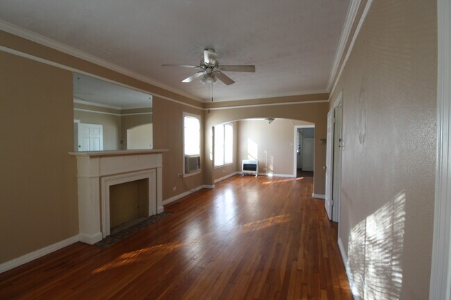 Building Photo - 619 Donaldson Ave