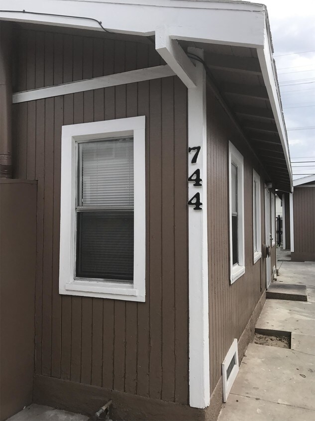 Foto principal - 740 Daisy Ave