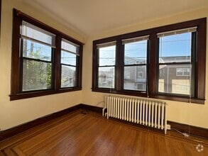 Building Photo - 168 Cedar St