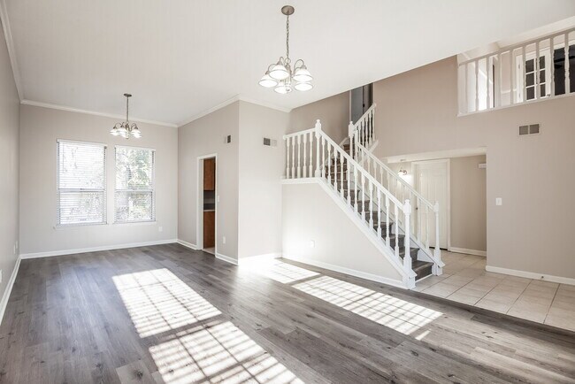 Foto del edificio - 2934 Silkstream Ln