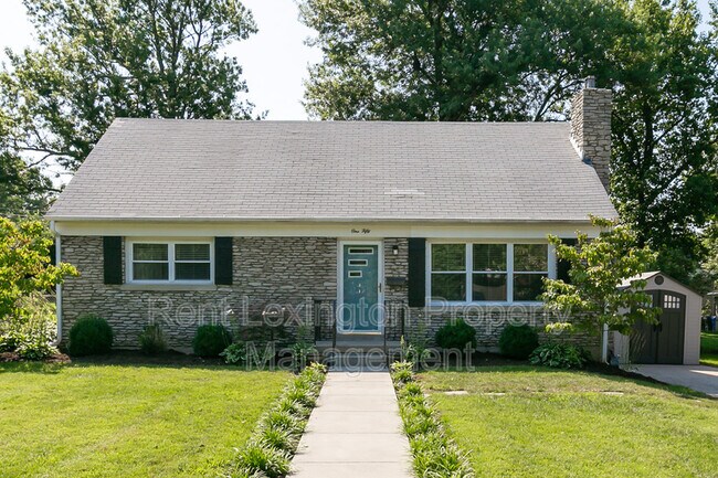 Building Photo - 150 St James Dr