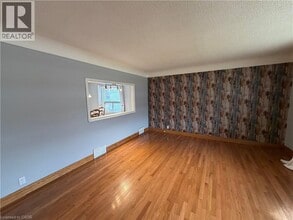 Building Photo - 628 Dunn Ave