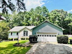 Building Photo - 651 Chelsea Dr