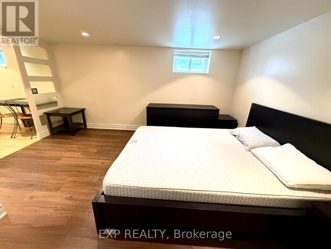 Photo du bâtiment - 119 Earlton Rd