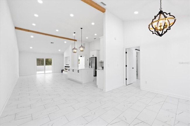 Building Photo - 3229 Laurel Dale Dr