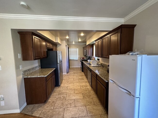 Foto del edificio - Rooms for rent in San Diego homes near San...