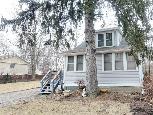 Foto del edificio - 117 Woodland Dr