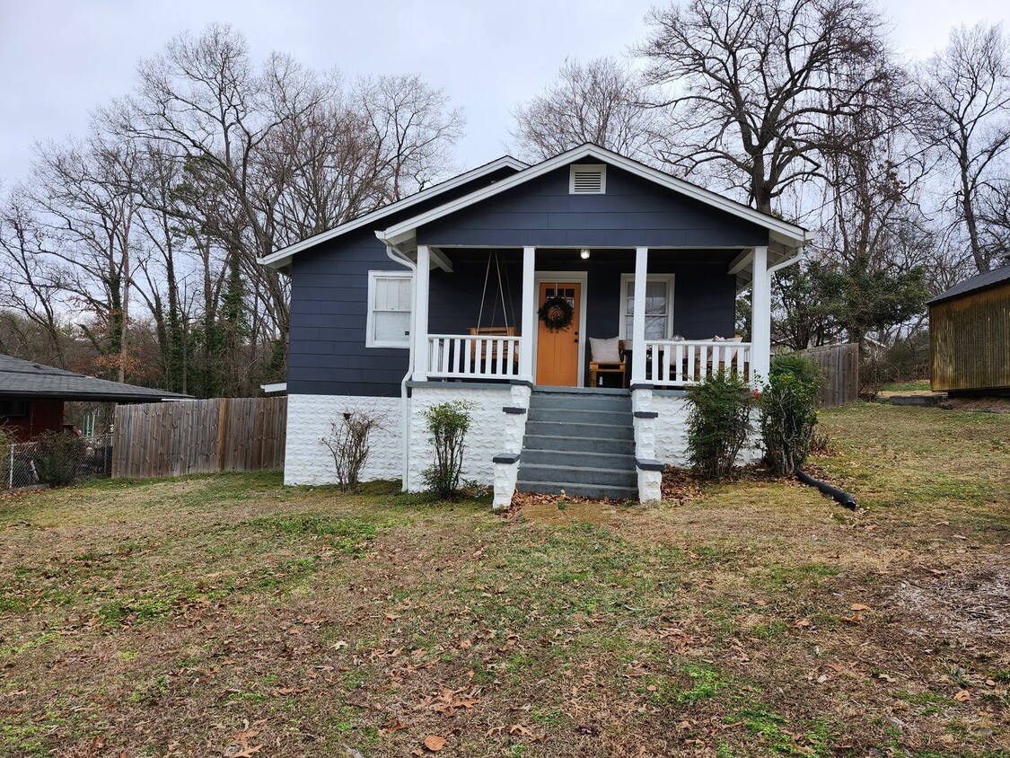 Foto principal - 2 Bedroom 2 Bath Home in Rossville GA