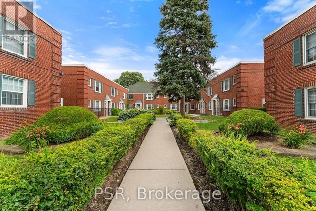 Building Photo - 1335 Bayview Ave