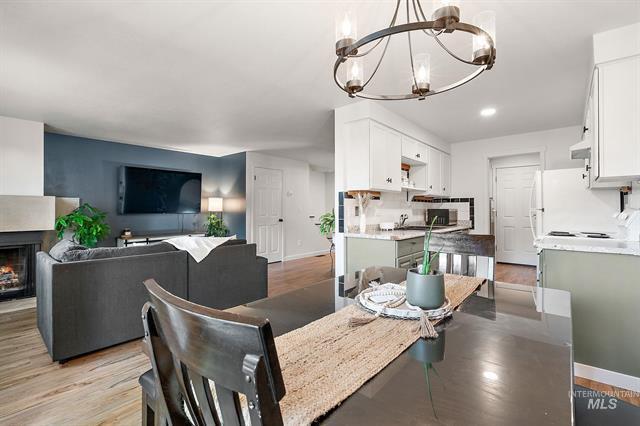 Foto del edificio - 529 S Beach St