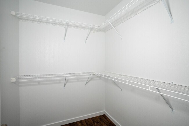 Foto del edificio - BRAND NEW 3 BEDROOM HOME - BOLIVAR, MO