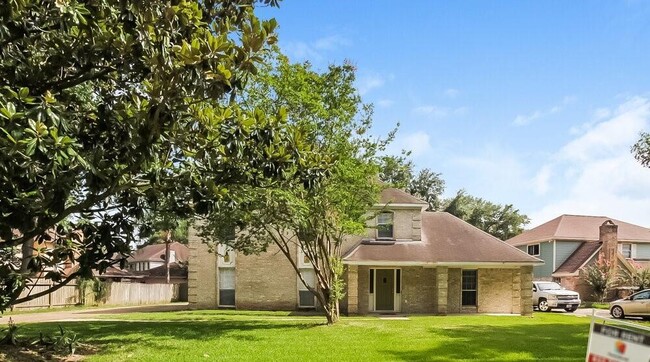 Building Photo - 5618 Forest Timbers Dr