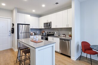 Building Photo - Avalon Foundry Row
