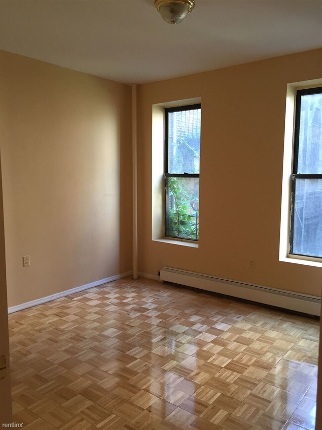 Building Photo - 551 W 149th St