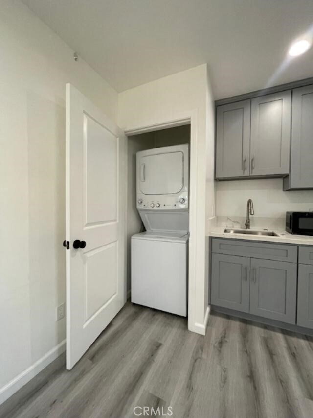 Foto del edificio - 10349 Peach Ave