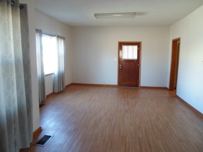 Foto del edificio - 1400 S 16th St