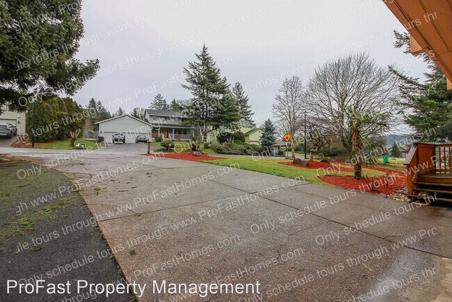 Building Photo - 5 br, 3 bath House - 10891 SE Stevens Way