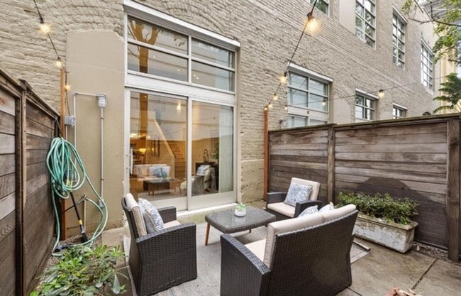 Building Photo - Historic Brick and Timber Live/Work Loft 1...