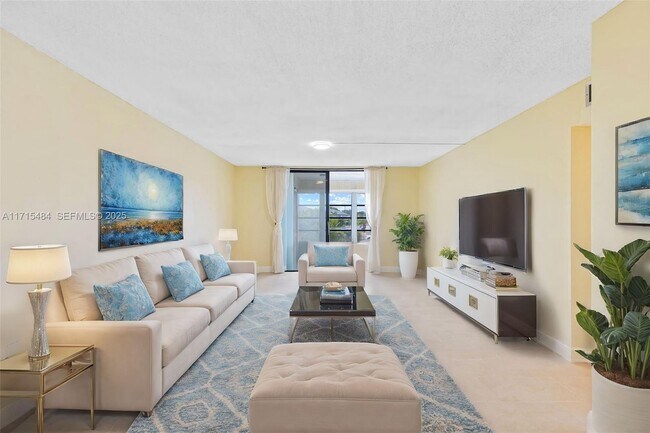 Foto del edificio - 2860 Somerset Dr