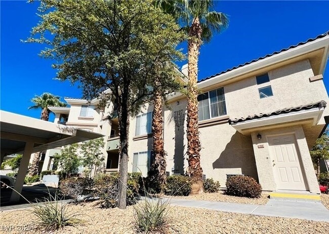 Building Photo - 7127 S Durango Dr