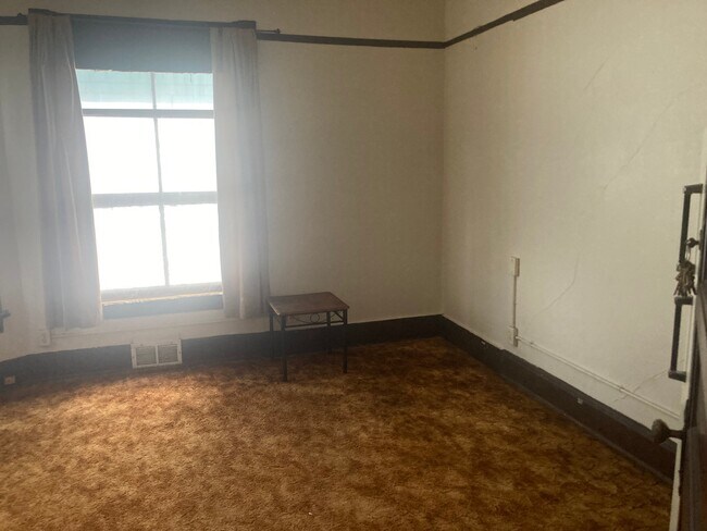 Foto del edificio - 3431 W Kilbourn Ave