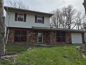 Building Photo - 3747 Ireland Dr