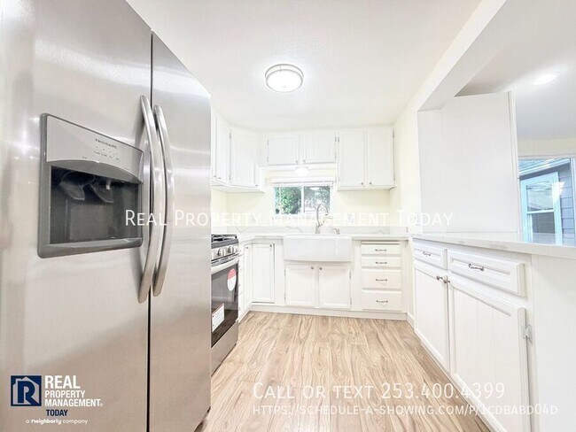 Foto del edificio - 2807 61st Ave NE