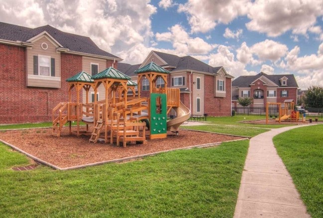 Building Photo - Windshire Apartments
