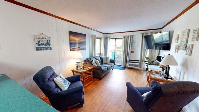 Foto del edificio - 9660 Shore Dr