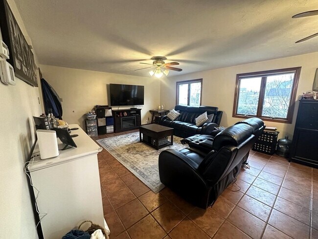 Foto del edificio - 284 Washington St