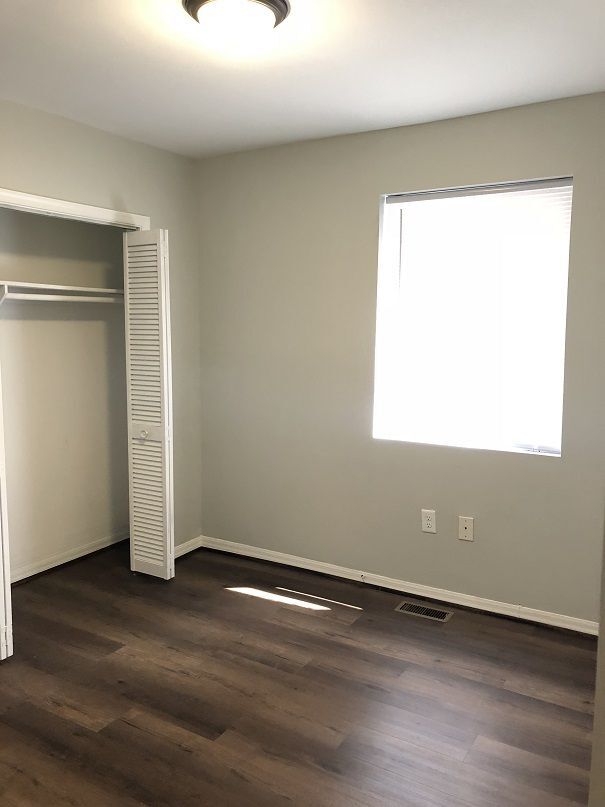 Foto del edificio - 2113 Maplewood Ave