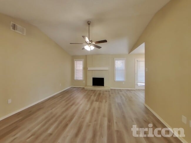 Building Photo - 1015 Cedar Run Dr