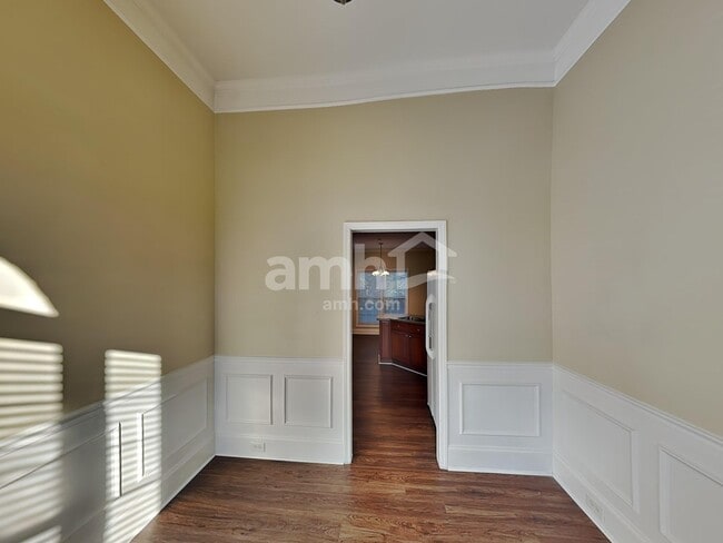 Foto del edificio - 2404 Adelaide Dr