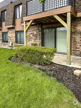 Building Photo - 616 Waterford Rd S