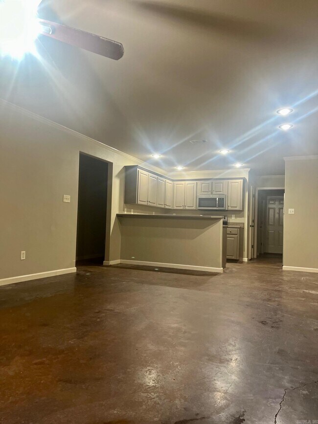 Building Photo - 2509 Ridgecrest Rd