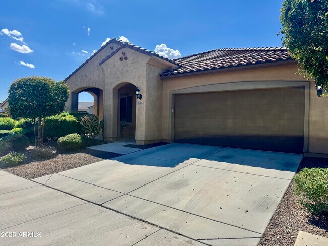 Foto del edificio - 25925 W Tonto Ln