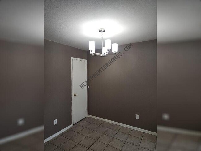 Foto del edificio - 8114 W Elizabeth Ln