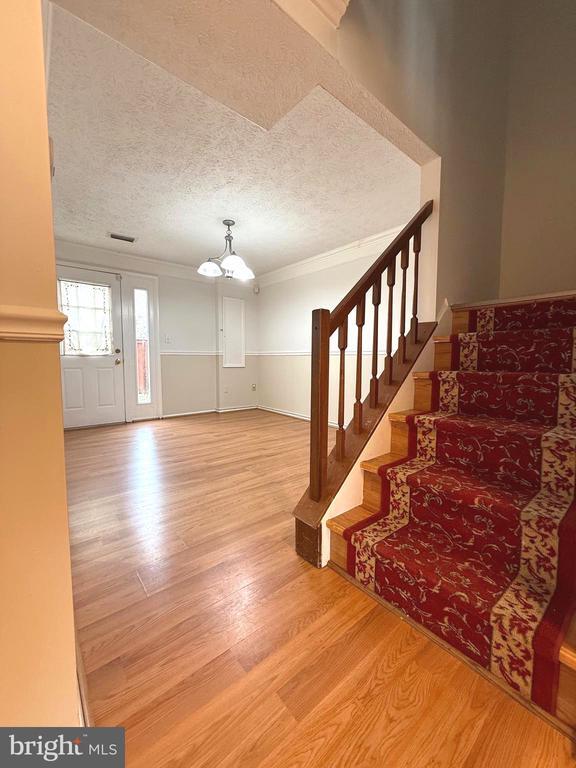 Foto del edificio - 19445 Breezedale Ln