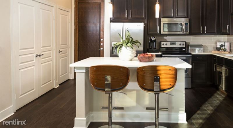 Foto principal - 1 br, 1 bath Condo - 3 Waterway Ct