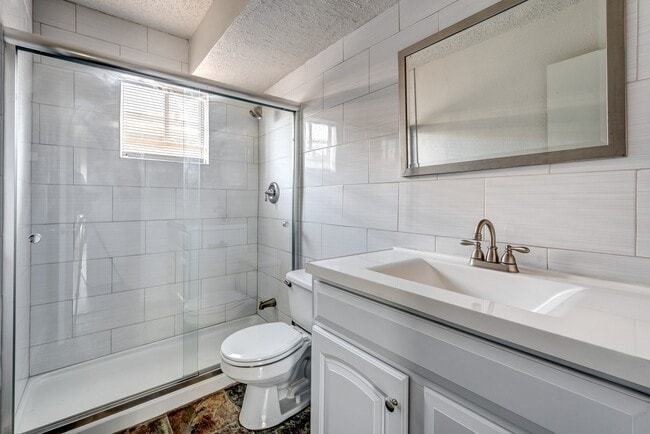 Foto del edificio - 4321 Hazard St