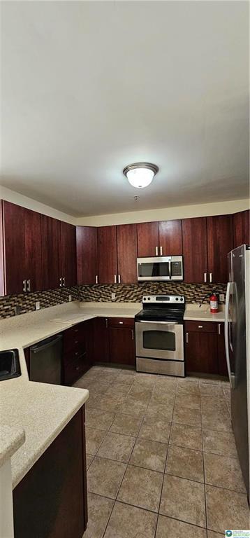 Building Photo - 251 Milkweed Dr