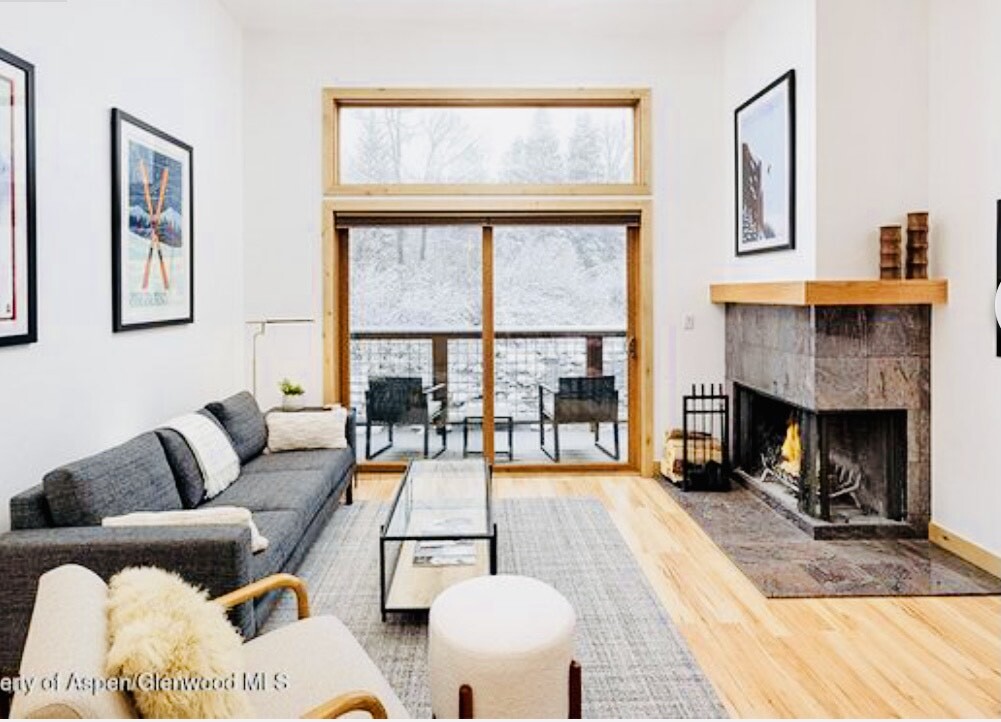 Foto principal - 1050 Waters Ave