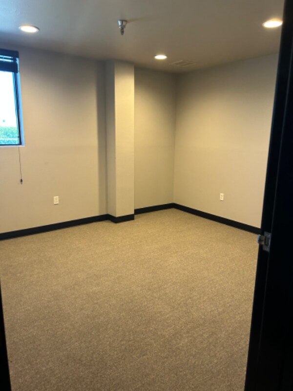 Building Photo - 3731 W Warner Ave