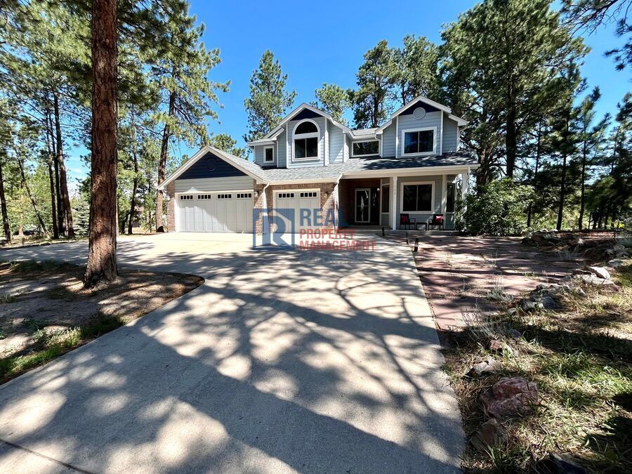 Foto principal - 120 Tall Pine Ln
