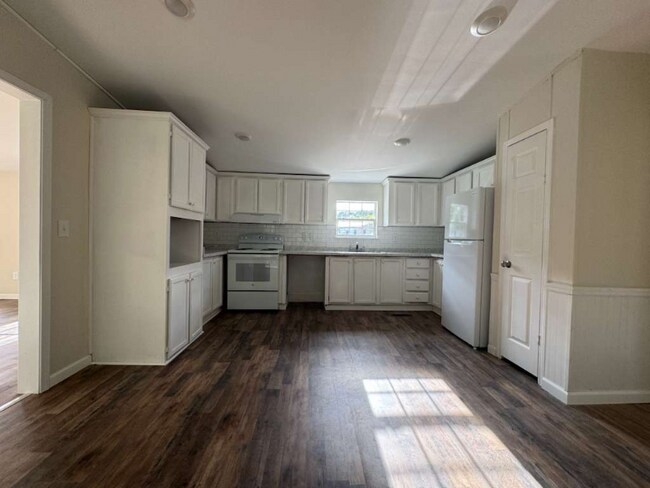 Foto del edificio - 1745 Bridgewater Dr