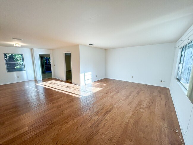 Foto del edificio - 611 NE 7th Terrace